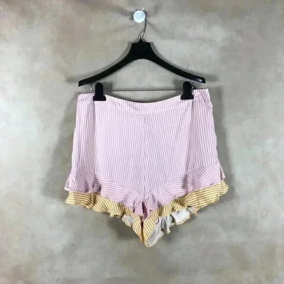 LOVE FIRE Striped Ruffled Flirty Shorts NWT XL - Picture 7 of 8